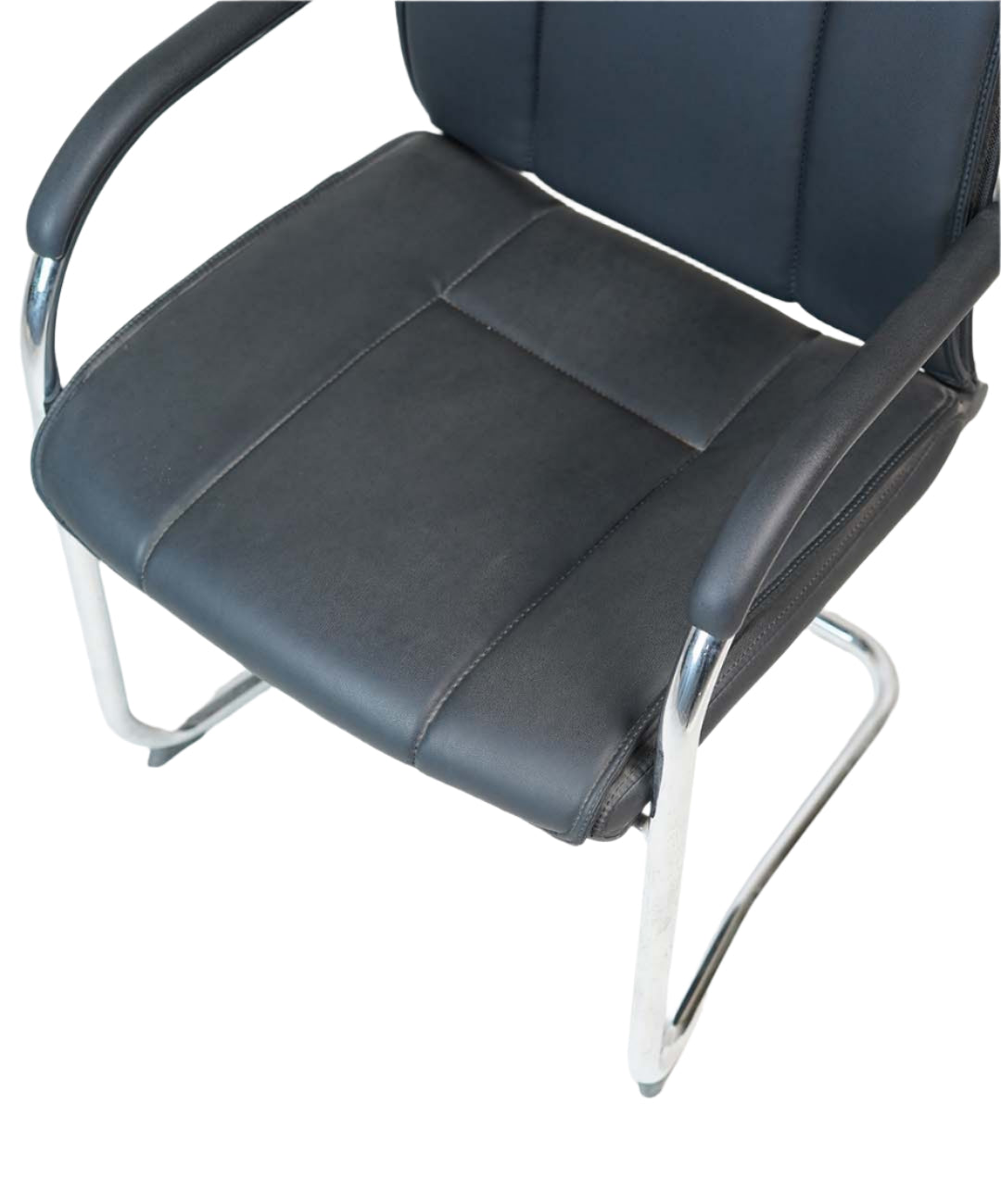 Sleek Ergonomic Visitor Chair