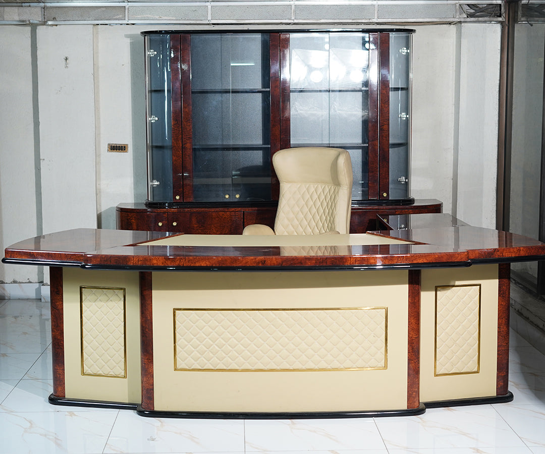 Grand Executive Desk Set with Luxury Finish